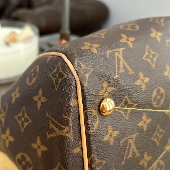 Louis Vuitton Tivoli GM bag - Picture 10 of 16